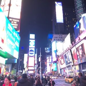 Meet your Posher, Charlotte